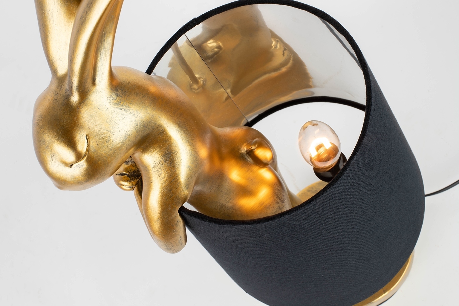 53470_lampa_rabbit_black_5 KARE lampa stołowa RABBIT 68 cm złota / czarna znajdziesz w ofercie sklepu internetowego plantip.pl