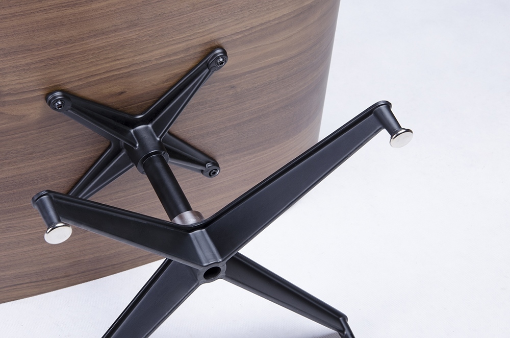 KH1501100105_lounge_hm_premium_black_3 Fotel LOUNGE HM czarny / orzech z podnóżkiem znajdziesz w ofercie sklepu internetowego plantip.pl