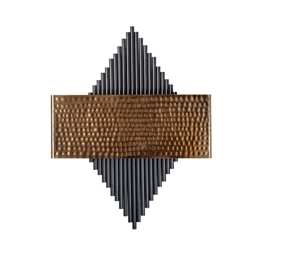 ML-0012_Screenshot_8 RICHMOND lampa ścienna LOUA znajdziesz w ofercie sklepu internetowego plantip.pl