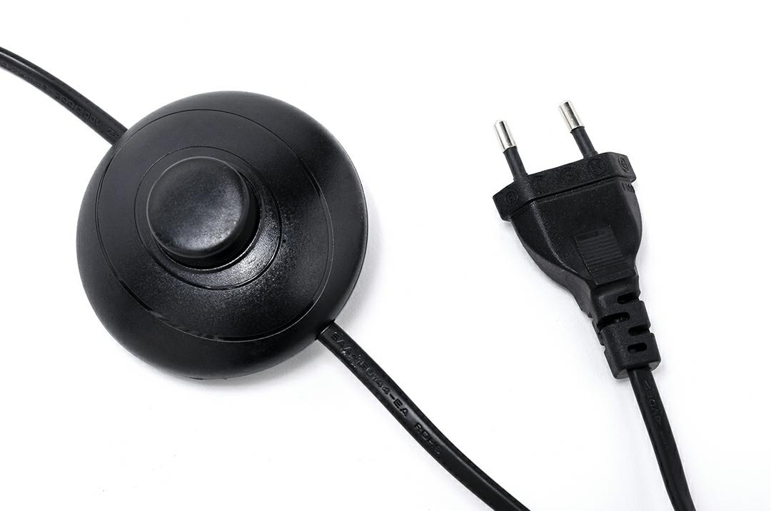 XCF7583-145_holmes_7 Lampa podłogowa HOLMES złota z czarnym kloszem - metal znajdziesz w ofercie sklepu internetowego plantip.pl